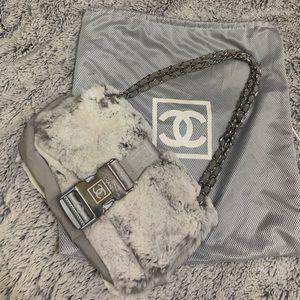 🔥🔥🔥Chanel 🔥🔥🔥Rare Limited shoulder bag